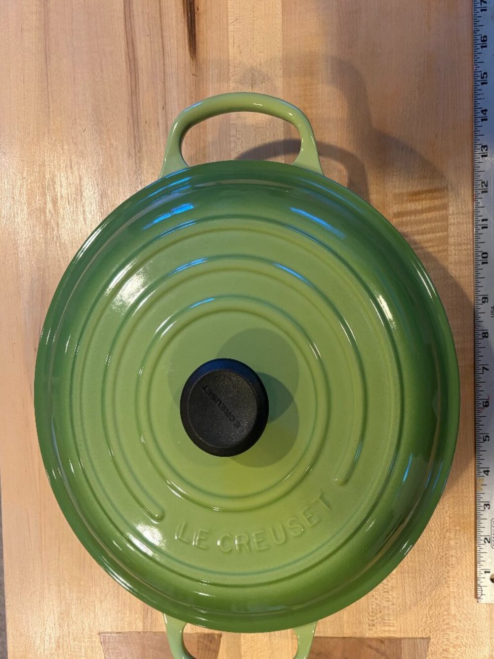 Le Creuset Kiwi Green Casserole Braiser 3-1/2 Qt #30 (Rare) - Picture 3 of 5